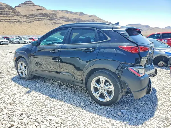 KM8K62AB0NU878784 2022 HYUNDAI KONA - Image 2