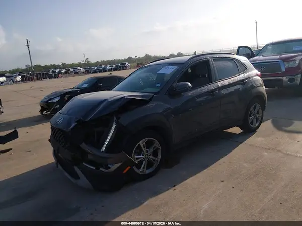 KM8K62AB0PU982968 2023 HYUNDAI KONA - Image 2
