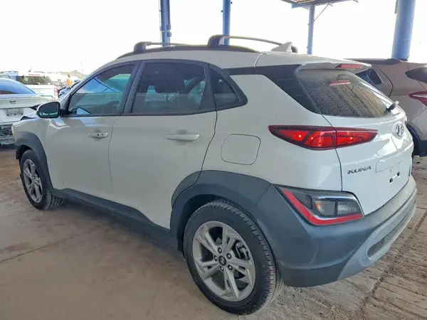 KM8K62AB1NU801678 2022 HYUNDAI KONA - Image 2