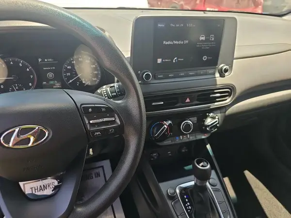 KM8K62AB1PU027094 2023 HYUNDAI KONA - Image 2