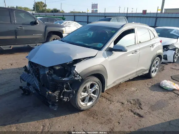 KM8K62AB1PU969582 2023 HYUNDAI KONA - Image 2