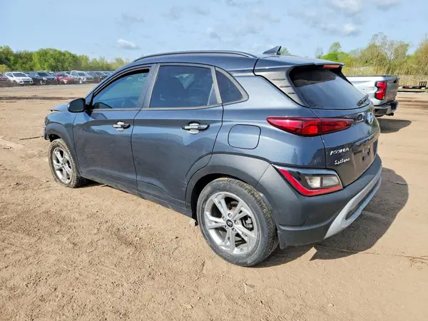 KM8K62AB2NU803861 2022 HYUNDAI KONA - Image 2