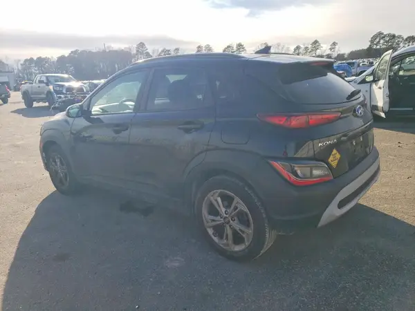 KM8K62AB2NU881721 2022 HYUNDAI KONA - Image 2