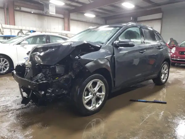 KM8K62AB2NU904947 2022 HYUNDAI KONA - Image 1