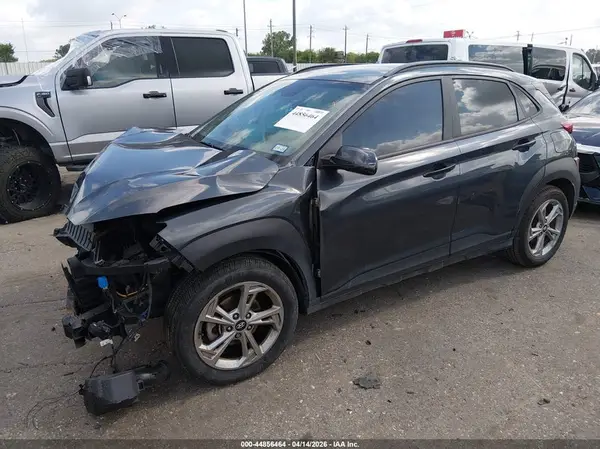 KM8K62AB3NU791056 2022 HYUNDAI KONA - Image 2