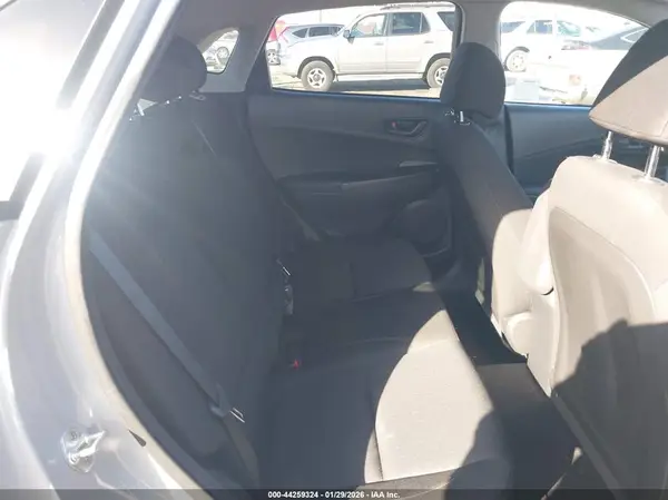 KM8K62AB3NU878004 2022 HYUNDAI KONA - Image 8