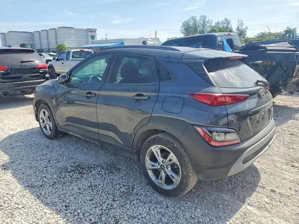 KM8K62AB4NU766215 2022 HYUNDAI KONA - Image 2