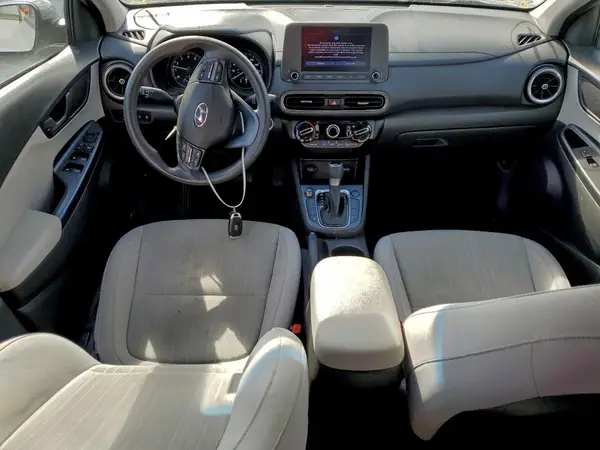 KM8K62AB4NU773598 2022 HYUNDAI KONA - Image 8