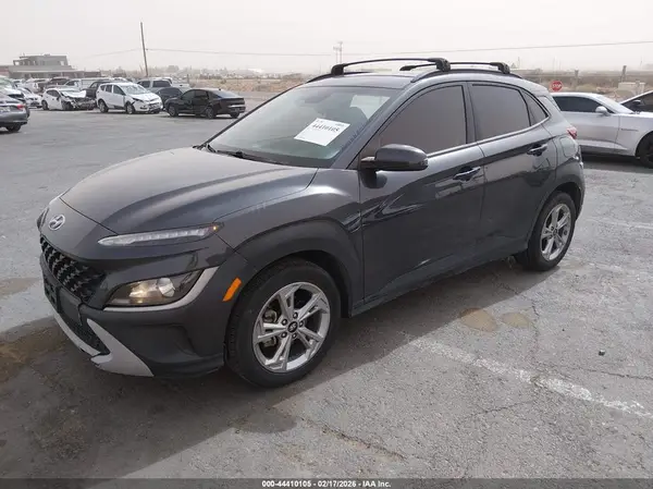KM8K62AB4NU802873 2022 HYUNDAI KONA - Image 2