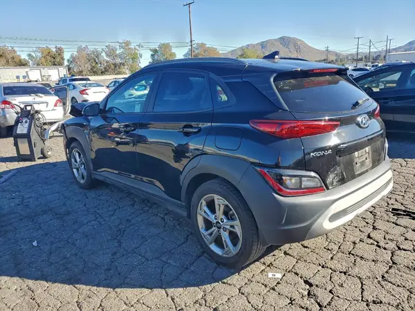 KM8K62AB4NU878822 2022 HYUNDAI KONA - Image 2
