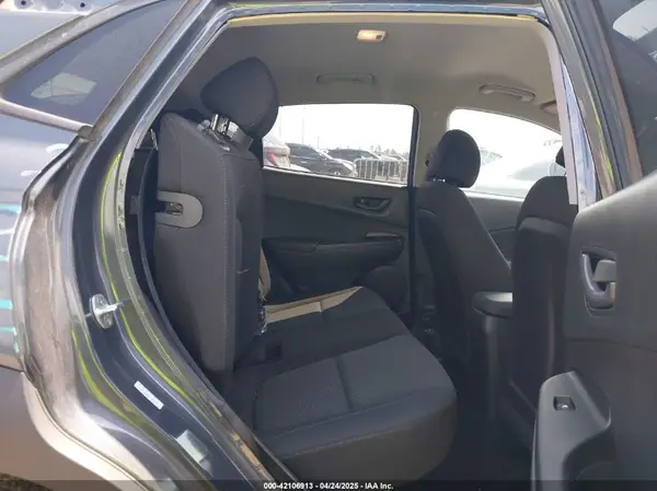 KM8K62AB4NU907624 2022 HYUNDAI KONA - Image 8