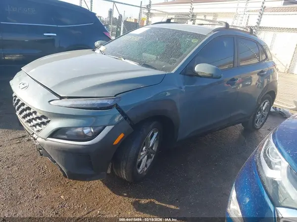KM8K62AB5NU801229 2022 HYUNDAI KONA - Image 2
