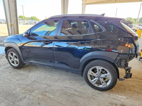 KM8K62AB5NU808052 2022 HYUNDAI KONA - Image 2