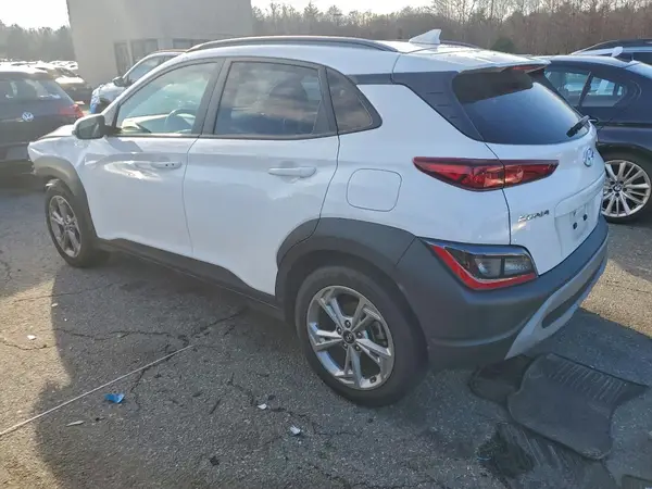KM8K62AB5NU847997 2022 HYUNDAI KONA - Image 2