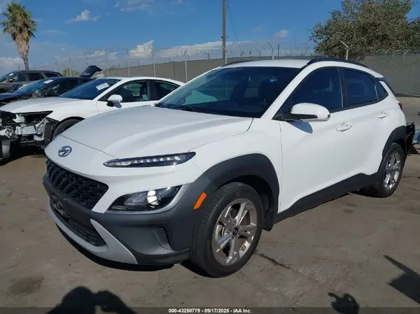 KM8K62AB5NU879204 2022 HYUNDAI KONA - Image 2