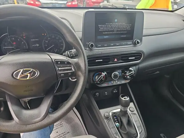 KM8K62AB5PU026238 2023 HYUNDAI KONA - Image 2