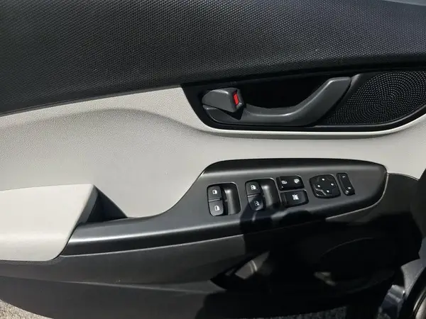 KM8K62AB5PU032069 2023 HYUNDAI KONA - Image 8