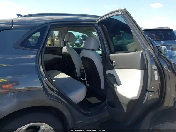 KM8K62AB5PU994811 2023 HYUNDAI KONA - Image 8