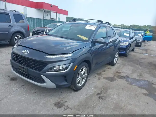 KM8K62AB6NU766443 2022 HYUNDAI KONA - Image 2