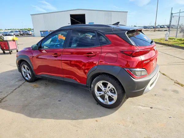 KM8K62AB6NU838693 2022 HYUNDAI KONA - Image 2