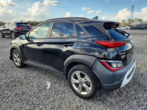 KM8K62AB6NU865778 2022 HYUNDAI KONA - Image 2