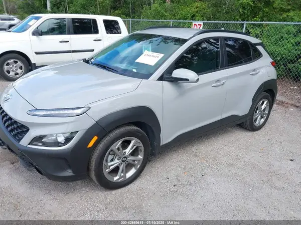 KM8K62AB6NU890406 2022 HYUNDAI KONA - Image 2
