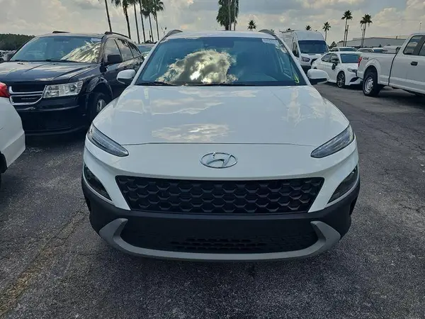 KM8K62AB6PU026569 2023 HYUNDAI KONA - Image 2