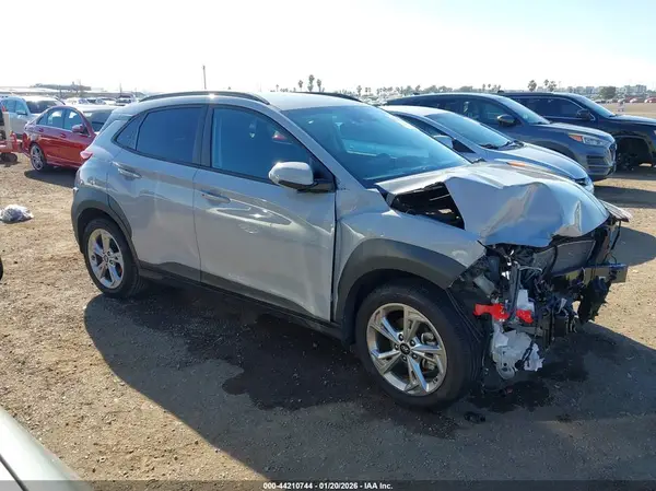 KM8K62AB6PU980223 2023 HYUNDAI KONA - Image 1