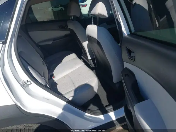 KM8K62AB7NU818243 2022 HYUNDAI KONA - Image 8