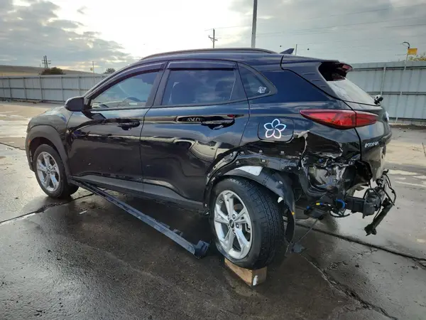 KM8K62AB7NU864493 2022 HYUNDAI KONA - Image 2