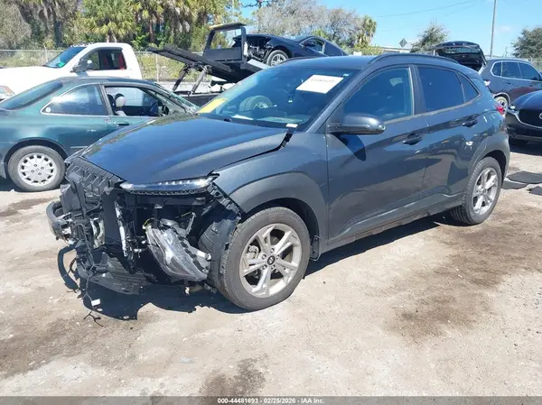 KM8K62AB7NU878233 2022 HYUNDAI KONA - Image 2