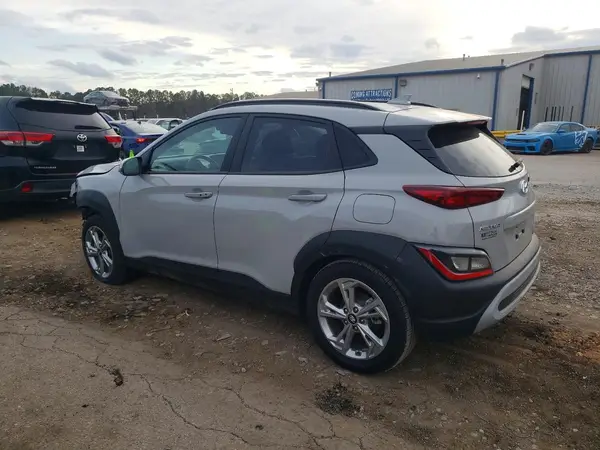 KM8K62AB7PU025737 2023 HYUNDAI KONA - Image 2