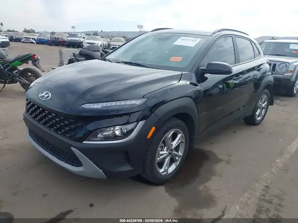 KM8K62AB7PU930950 2023 HYUNDAI KONA - Image 2
