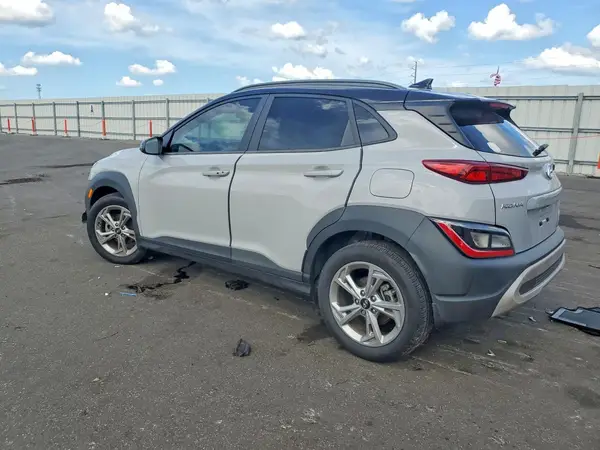 KM8K62AB7PU947571 2023 HYUNDAI KONA - Image 2