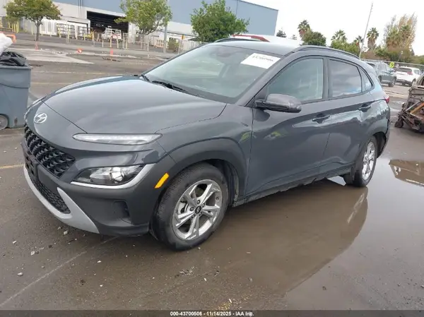 KM8K62AB7PU985835 2023 HYUNDAI KONA - Image 2
