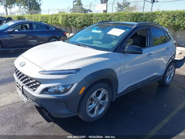 KM8K62AB8NU832281 2022 HYUNDAI KONA - Image 2