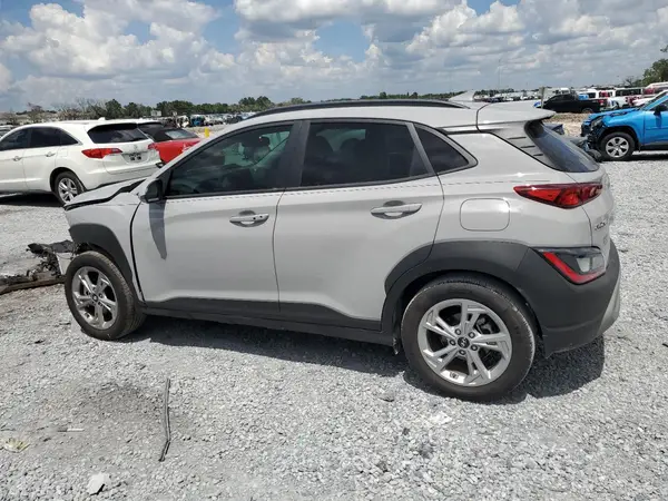 KM8K62AB8NU898748 2022 HYUNDAI KONA - Image 2