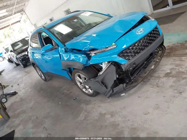 KM8K62AB8NU900109 2022 HYUNDAI KONA - Image 1