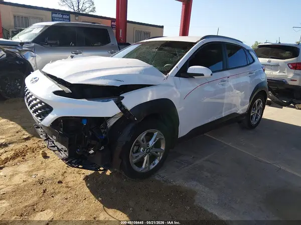 KM8K62AB8NU905570 2022 HYUNDAI KONA - Image 2