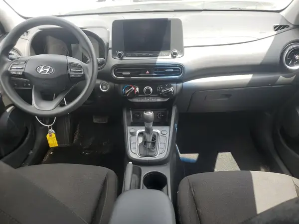 KM8K62AB8NU905598 2022 HYUNDAI KONA - Image 8