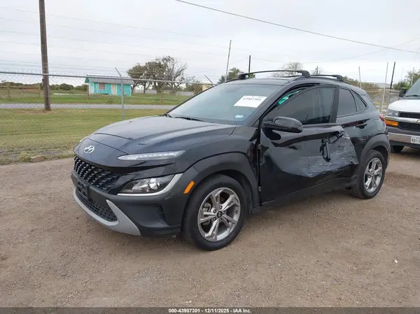 KM8K62AB8PU047892 2023 HYUNDAI KONA - Image 2