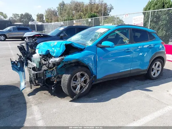 KM8K62AB8PU957929 2023 HYUNDAI KONA - Image 2