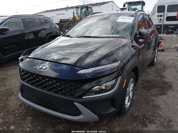 KM8K62AB8PU971913 2023 HYUNDAI KONA - Image 2