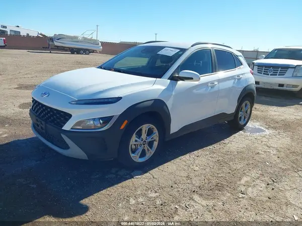 KM8K62AB8PU998383 2023 HYUNDAI KONA - Image 2