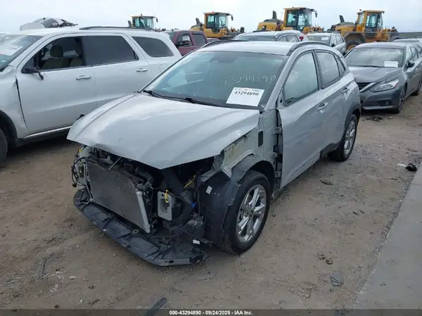 KM8K62AB8PU998688 2023 HYUNDAI KONA - Image 2