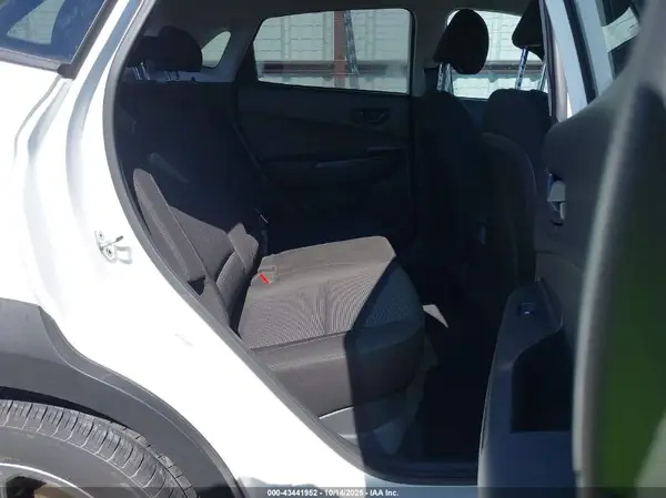 KM8K62AB9NU802707 2022 HYUNDAI KONA - Image 8