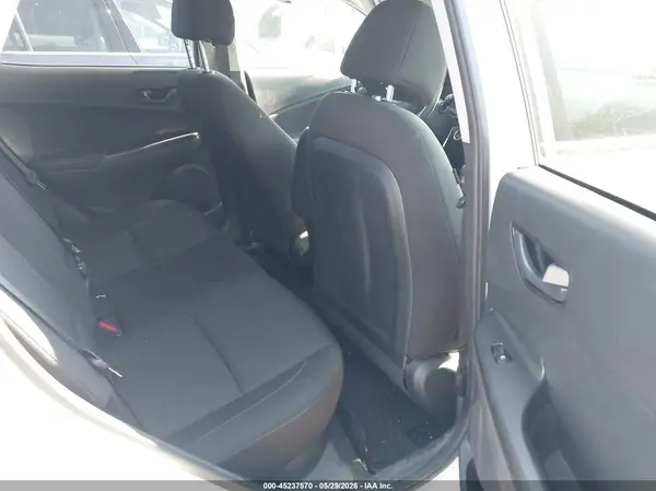 KM8K62AB9NU833956 2022 HYUNDAI KONA - Image 8