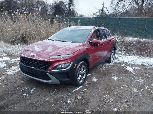 KM8K62AB9NU842785 2022 HYUNDAI KONA - Image 2