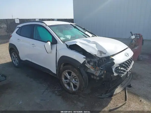 KM8K62AB9NU881831 2022 HYUNDAI KONA - Image 1