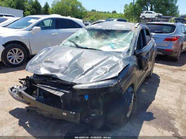 KM8K62AB9PU984802 2023 HYUNDAI KONA - Image 2